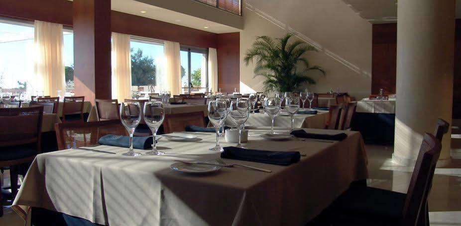 كالديس ديستراك Hotel Colon Thalasso Termal المطعم الصورة